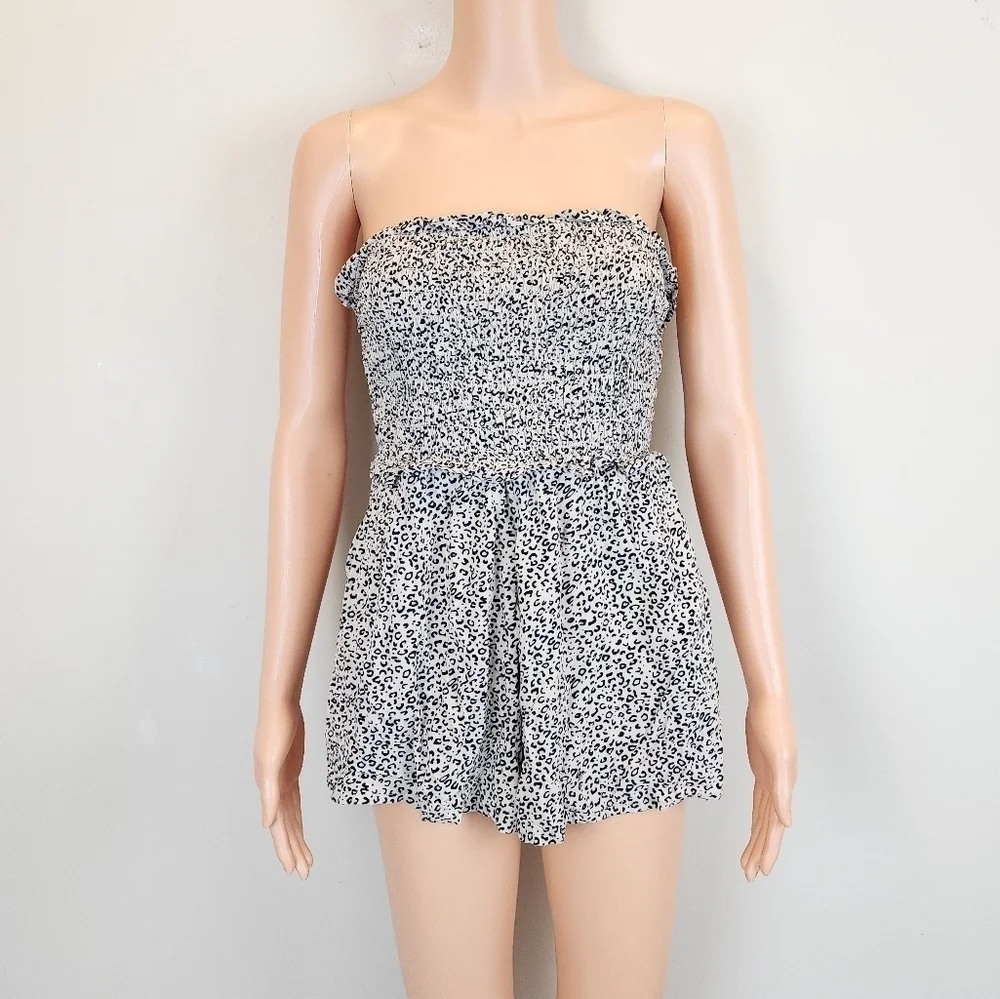 Jessica Simpsons Leopard Print Strapless Romper